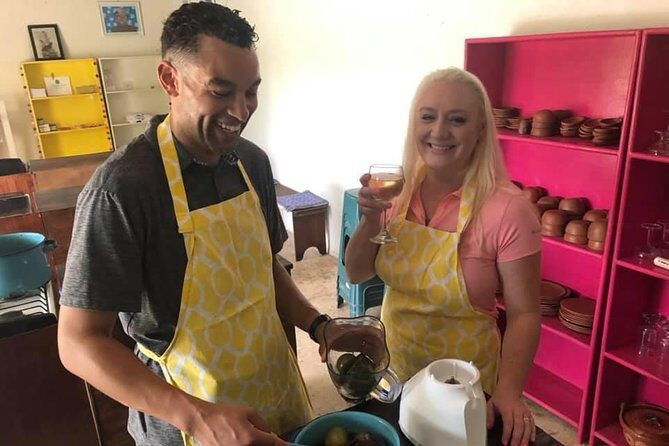 Mama's Kitchen - Transportation and Convenience