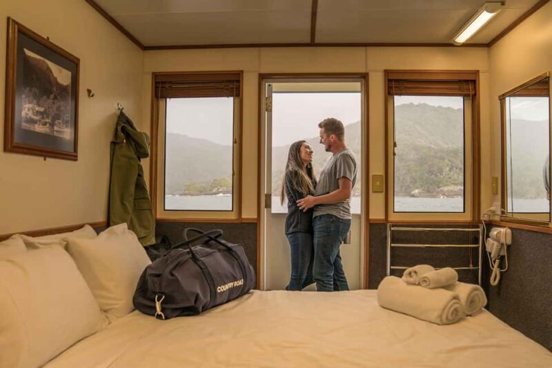 Manapouri: Doubtful Sound Overnight Cruise (2 Nights) - Activities and Wildlife