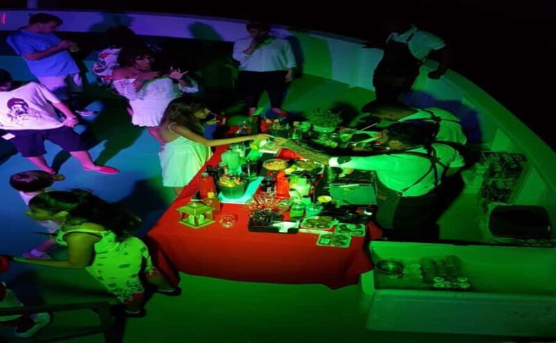 Manaus: Reveillon New Year's Eve Party Boat Tour - A Festive Amazonian New Year’s Eve