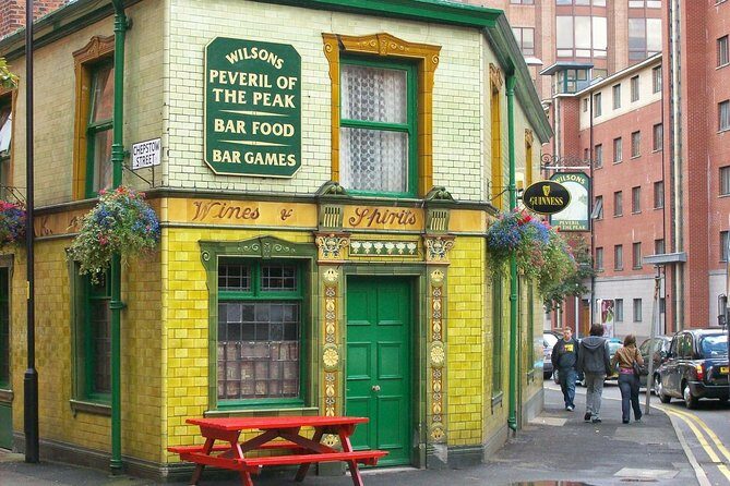 Manchester's Music Scene with a Local Host, Private + Custom - The Heart of Manchester’s Musical Heritage