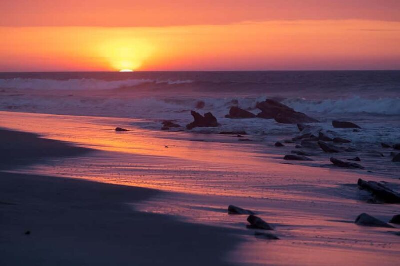 Mancora: Boat Party - Sunset & Beach Vibes - Key Points