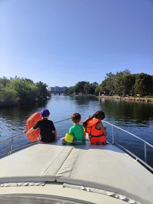 Mandelieu-la-Napoule: Private Boat Cruise with your children - Key Points