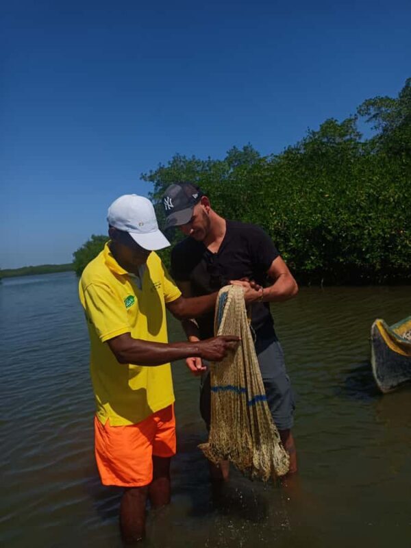 Mangroves, cultural fishing, black heritage town and lunch - Experience Colombia’s Unique Coastal Culture with a Mangroves and Fishing Tour