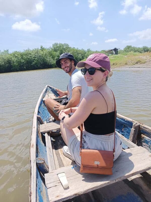 Mangroves, cultural fishing, black heritage town and lunch - Key Points