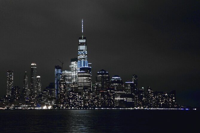 Manhattan Skyline and Statue Night Cruise - FAQ