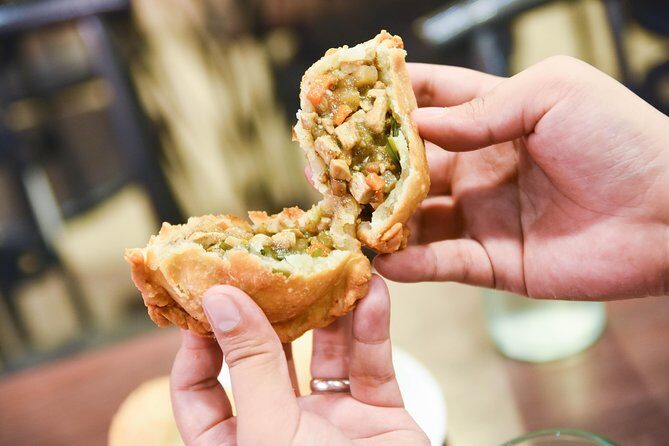 Manila Food Tour: Explore World's Oldest Chinatown - Key Points