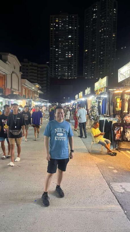Manila Night Market with Local Guide - An In-Depth Look at the Manila Night Market with a Local Guide