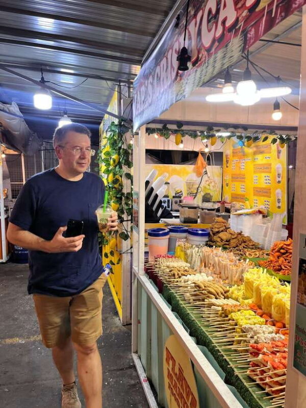 Manila Night Market with Local Guide - Who Would Enjoy This Tour?