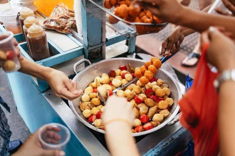 Manila: Street Food and Drinks Walking Tour with Tastings - In-Depth Review of the Manila Street Food Tour