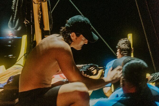 Manta Ray Snorkeling by Night in Kailua-Kona, Hawaii - Key Points