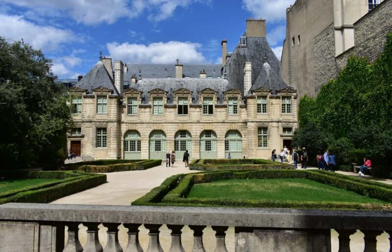 Marais: Discover the Medieval Heart of Paris - A Deep Dive into the Marais Tour Experience