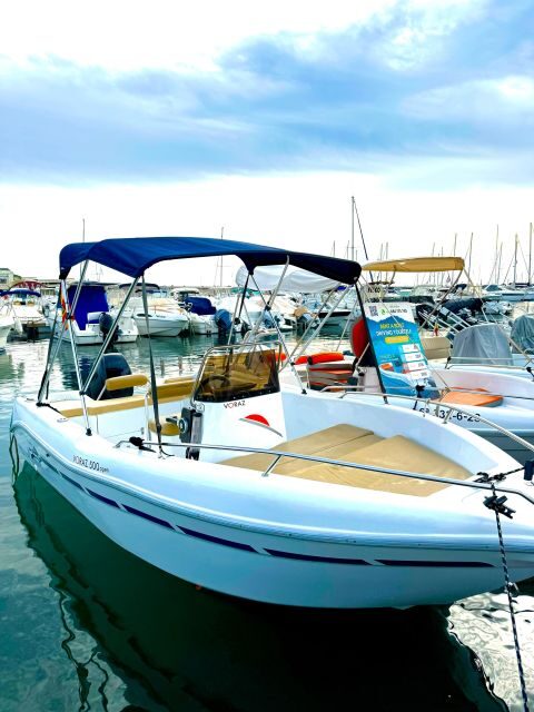 Marbella: Boat Rental drive yourself with Dolphin Sighting - A Deep Dive into the Marbella Self-Drive Boat Experience