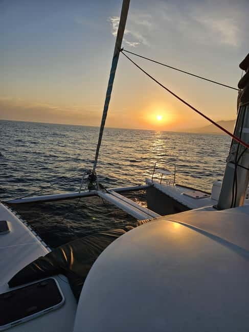 Marbella: Catamaran Sunset Cruise with Snacks and Drinks - An In-Depth Look at the Marbella Sunset Catamaran Cruise