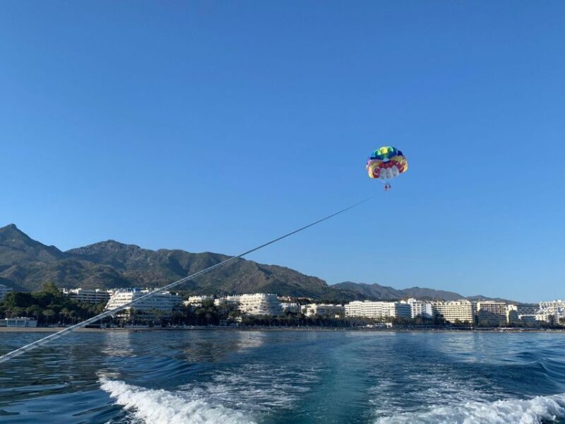Marbella from the heights: Parasailing - Why You Should Consider This Tour