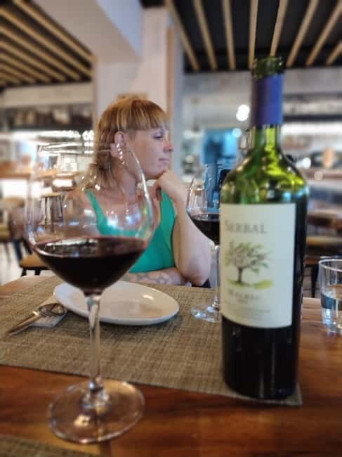 Marbella: Guided Market Tour with Tapas and Wine Pairings - Key Points