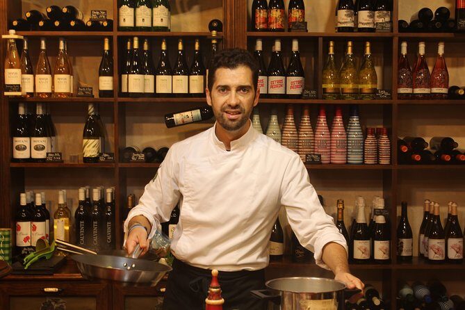 Marbella old town tour with Tapas and Wines - An In-Depth Look at the Marbella Old Town Tour with Tapas and Wines