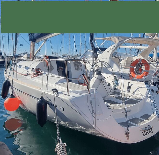 Marbella: sunset sailboat trip Drinks-Snacks,2 hour - FAQs