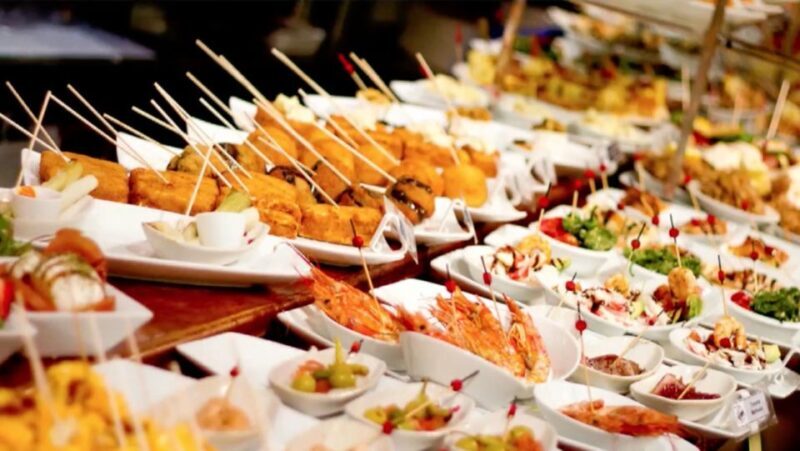 Marbella: Tour of the Old Town with Tapas & Wine - Authentic Experiences Driven by Reviews