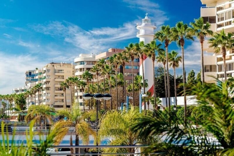 Marbella : Walking Custom Tour with a Local Guide - What to Expect on Your Tour