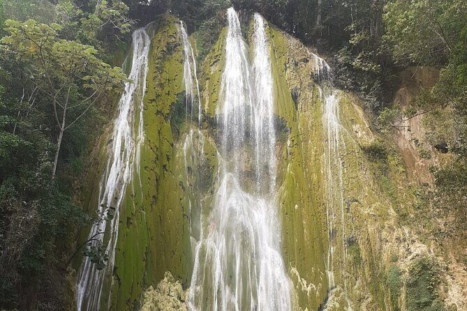 María and Miguel stop - Half day tour to El Limón waterfall with lunch included - An In-Depth Look at the Tour Experience