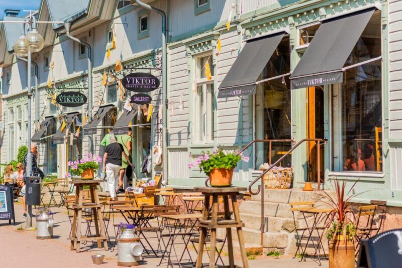 Mariehamn Private Guided Walking Tour - Key Points
