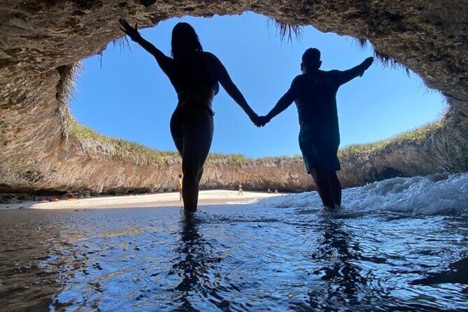 Marietas Islands Tour: enter the hidden beach 100% GUARANTEED - Frequently Asked Questions