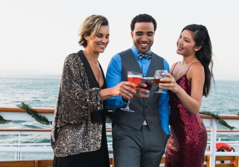 Marina Del Rey: Christmas Day Buffet Brunch or Dinner Cruise - FAQ