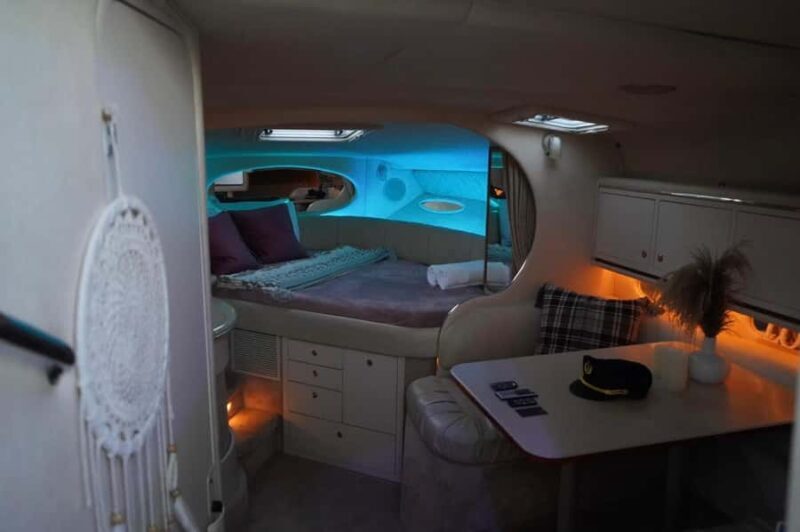 Marina Del Rey: Luxury Yacht Rental with Captain - FAQ