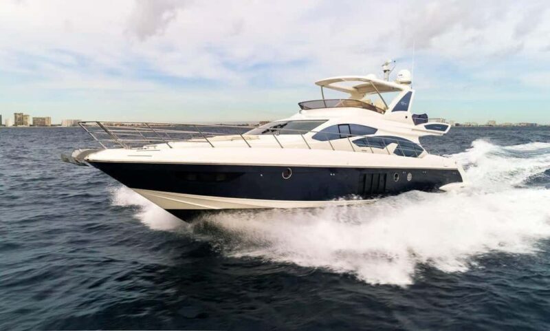 Marina Del Rey: Private Half-Day Azimut Yacht Charter - An In-Depth Look at the Marina del Rey: Private Half-Day Azimut Yacht Charter