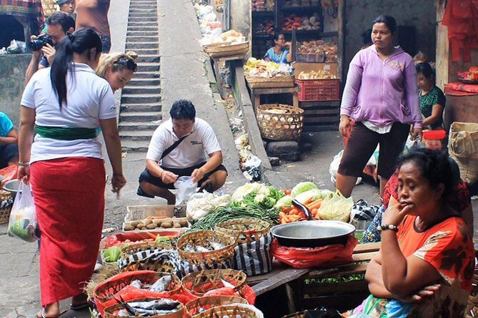 Market Tour & Authentic Balinese Cooking Class in Ubud with Putu - A Deep Dive into the Ubud Market & Cooking Experience