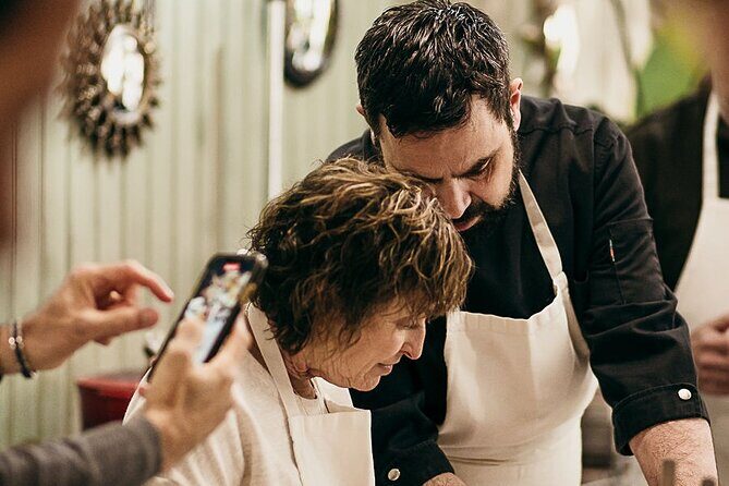 Market Tour, Cooking Class & Lunch with Chef in Lyon Studio - Exploring the Experience: From Market to Meal