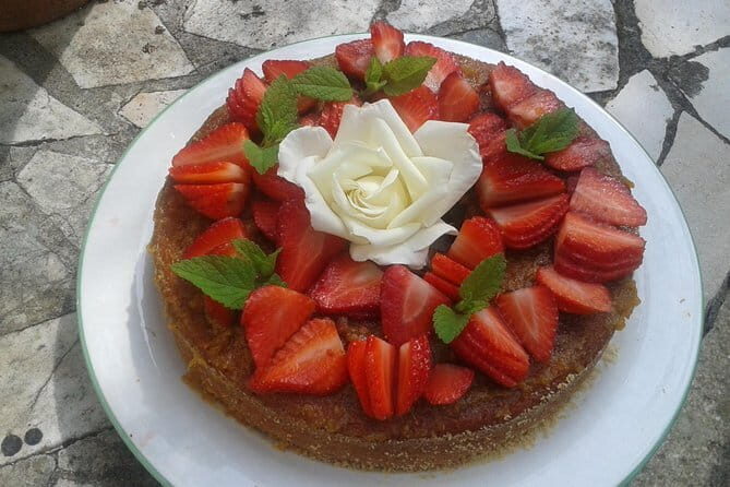Market Tour & Traditional Tuscan cooking class in a garden - Who Should Consider This Tour?
