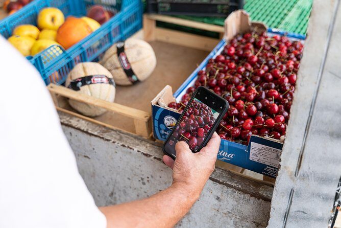 Market visit and cooking class with lunch or dinner at a local's home in Praiano - Why This Tour Offers Great Value