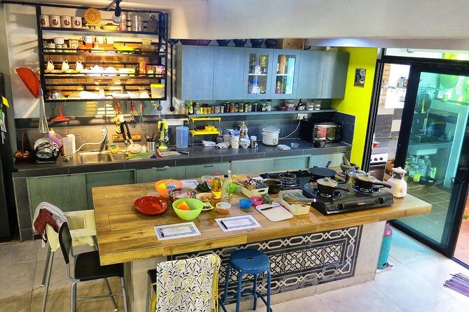 Market Visit & Private Hands-on Cooking Class at Daun Senja - Discover Malaysian Flavors with a Market Visit & Cooking Class at Daun Senja