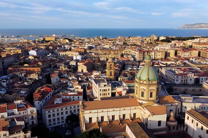 Markets and monuments: walking tour and street food in Palermo - An in-Depth Look at the Palermo Walking and Food Tour