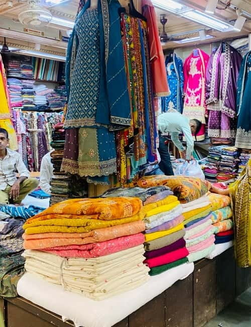 Markets of Mumbai Walking Tour - Key Points