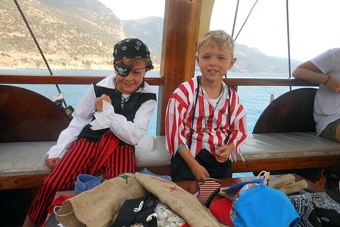 Marmaris All Inclusive Pirate Boat Trip With BBQ Lunch - A Detailed Look at the Marmaris Pirate Boat Trip