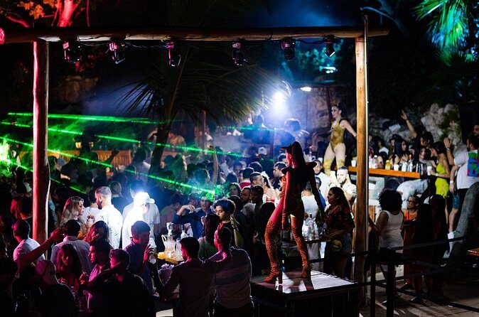 Maroca Nightclub in Punta Cana: Open Bar, Transportation - FAQ