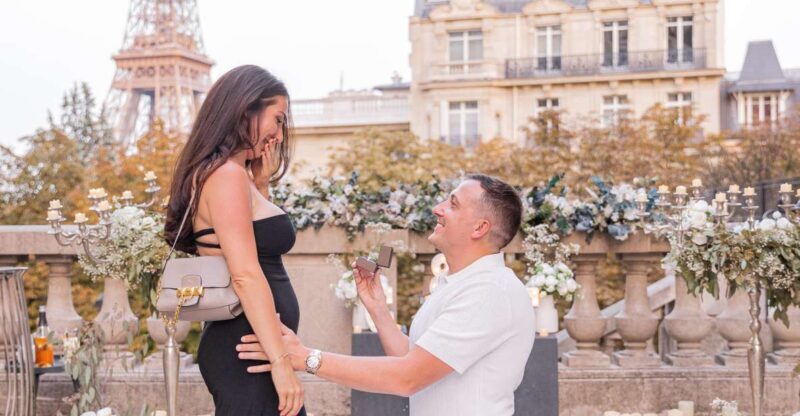 Marriage Proposal in Paris + Photographer 1h-Proposal agency - Key Points