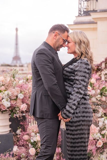 Marriage Proposal in Paris + Photographer 1h-Proposal agency - A Romantic Day in the Heart of Paris