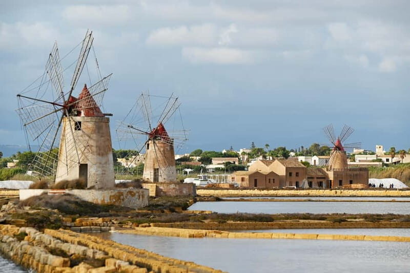 Marsala: Dinner at Mamma Caura Restaurant - Key Points