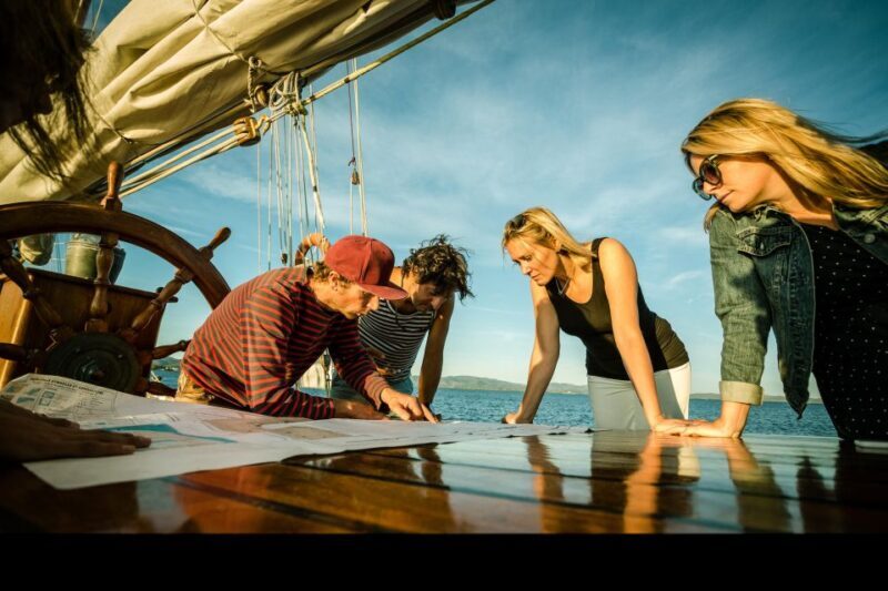 Marseille: Calanques Sailing Cruise with Lunch and Wine - A Classic Sailboat Adventure in the South of France