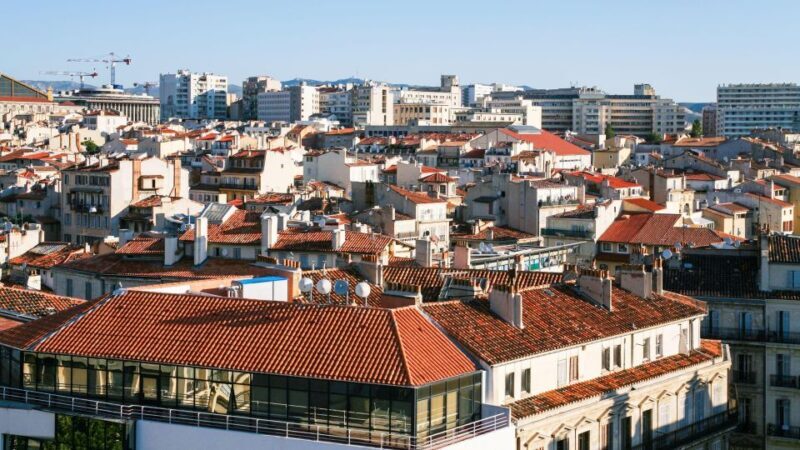 Marseille: Express Walk with a Local in 90 minutes - Why choose a 90-minute guided walk?