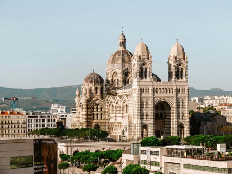 Marseille: Food, Culture, and Art Walking Tour - Coffee at Café de Noailles: A Local Institution