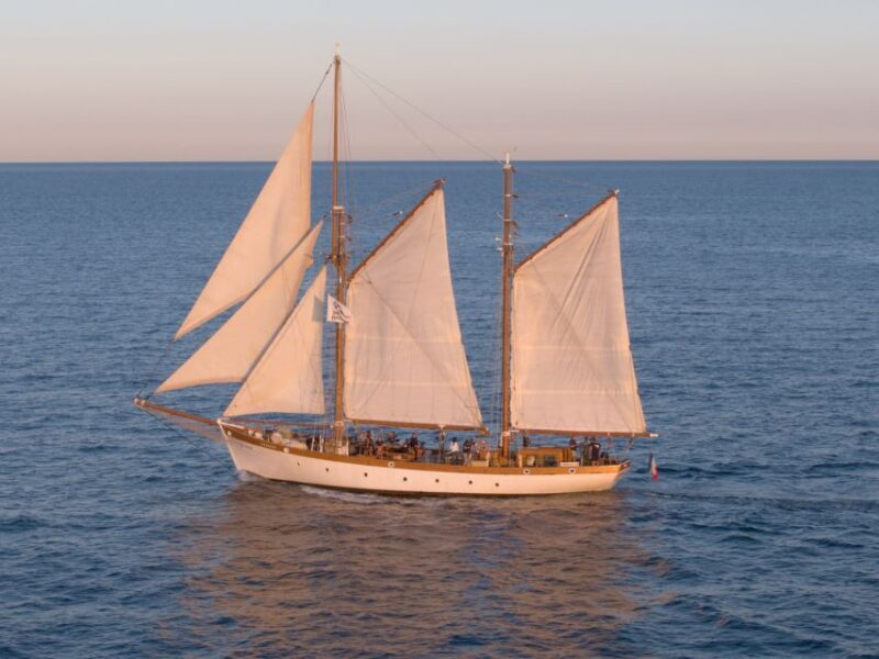 Marseille: Frioul Islands Sunset Cruise with Cocktail Dinner - A Natural, Authentic Escape on the Mediterranean
