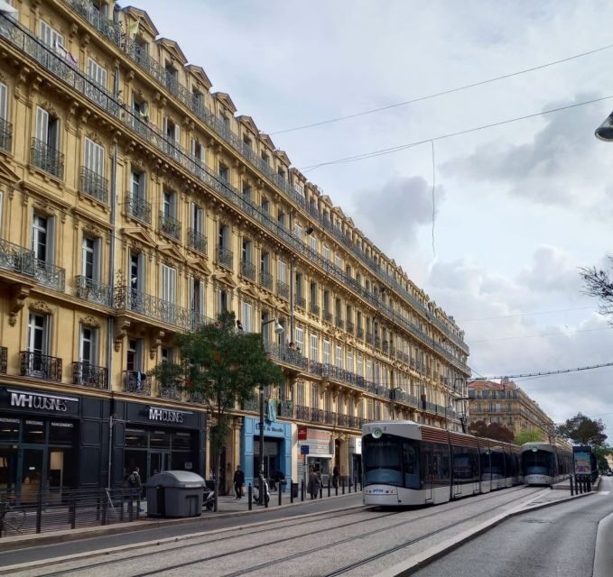 Marseille: Le Panier District 2-hour Guided Walking Tour - Exploring Marseille’s Oldest Neighborhood: Le Panier in a 2-Hour Guided Walk