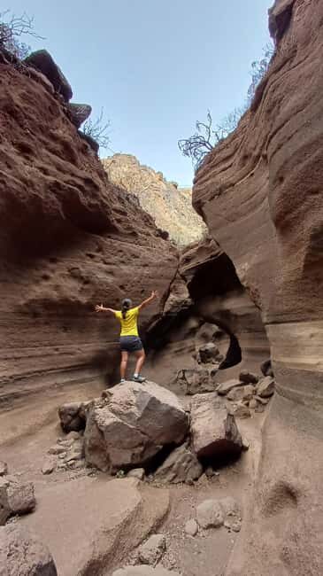 Maspalomas: Barranco de las Vacas & Caves with Sky Rebels - The Walk and Group Size
