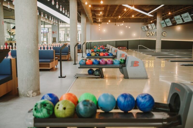 Maspalomas: Bowling Session Entry Ticket at Holiday World - Key Points