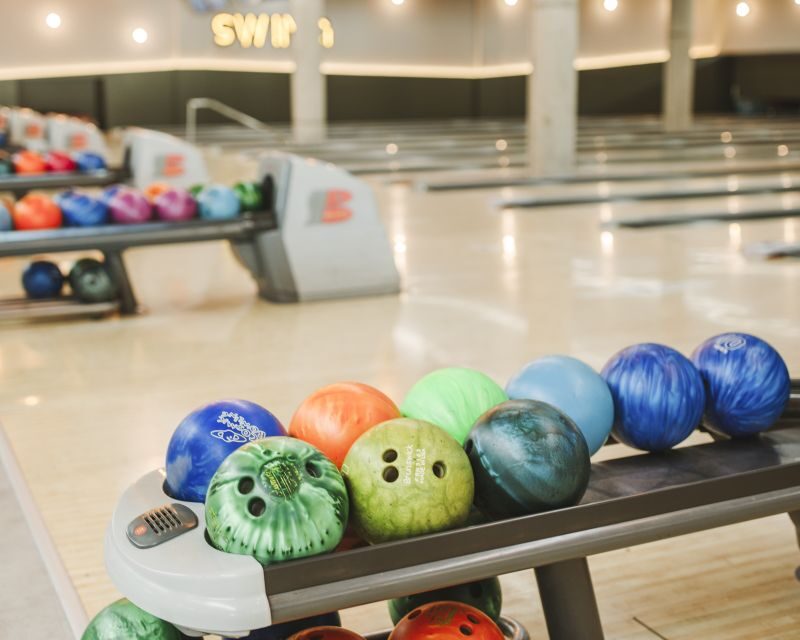 Maspalomas: Bowling Session Entry Ticket at Holiday World - FAQs
