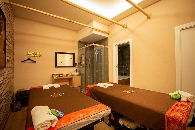 Massage of your choice of 60 min in the same room at THAI MASSAGE ALURA - The Sum Up